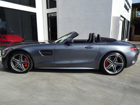 Used 2018 Mercedes-Benz AMG GT C image 4