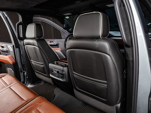 Used 2024 GMC Sierra 2500 Denali Ultimate w/ Max Trailering Package image 31