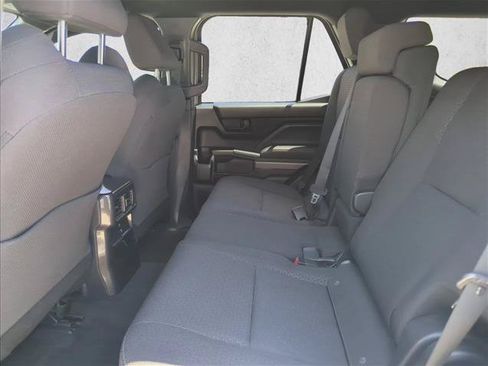 Used 2025 Toyota 4Runner SR5 AWD/4WD image 14