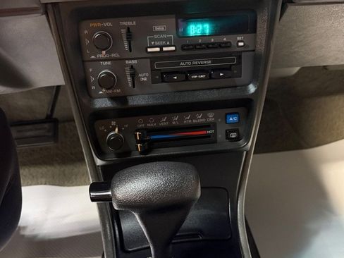 Used 1993 Chevrolet Cavalier RS image 19