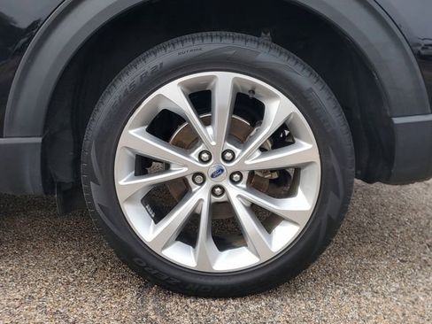 Used 2021 Ford Explorer Platinum w/ Equipment Group 601A image 10