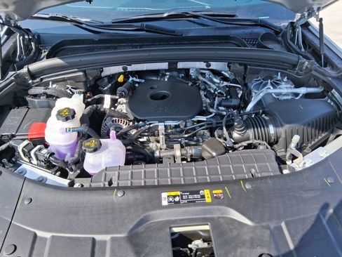 New 2026 Jeep Grand Cherokee Altitude RWD image 10