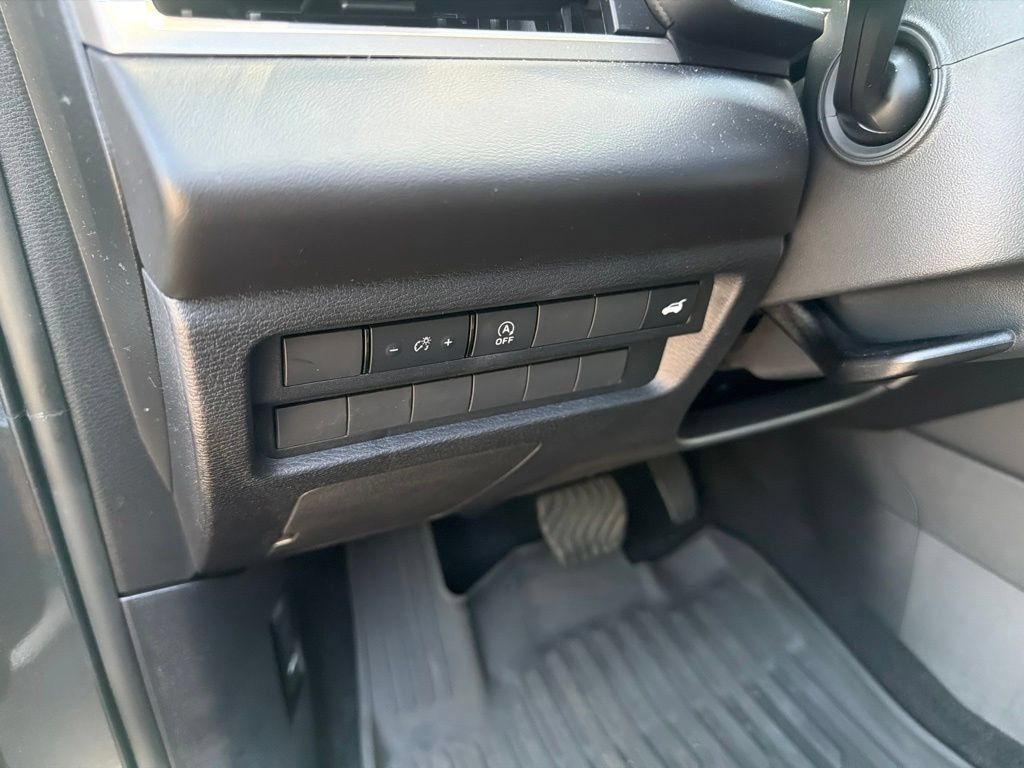Used 2026 Mitsubishi Outlander SE AWD/4WD image 16