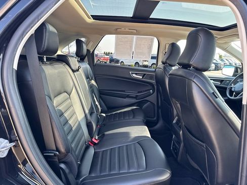 Certified 2023 Ford Edge SEL w/ Convenience Package AWD/4WD image 16