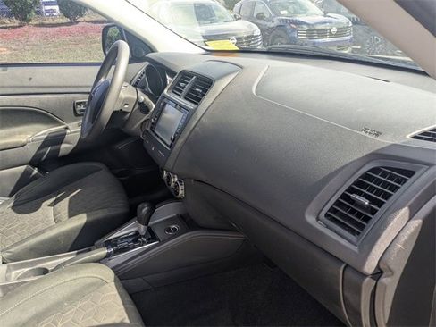 Used 2024 Mitsubishi Outlander Sport ES image 35