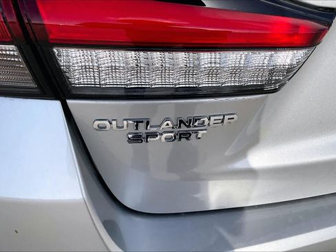 Used 2025 Mitsubishi Outlander Sport ES AWD/4WD image 10