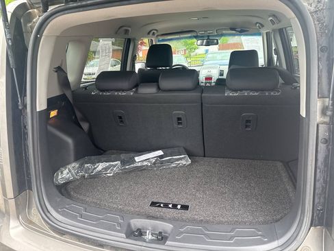 Used 2010 Kia Soul + FWD image 16