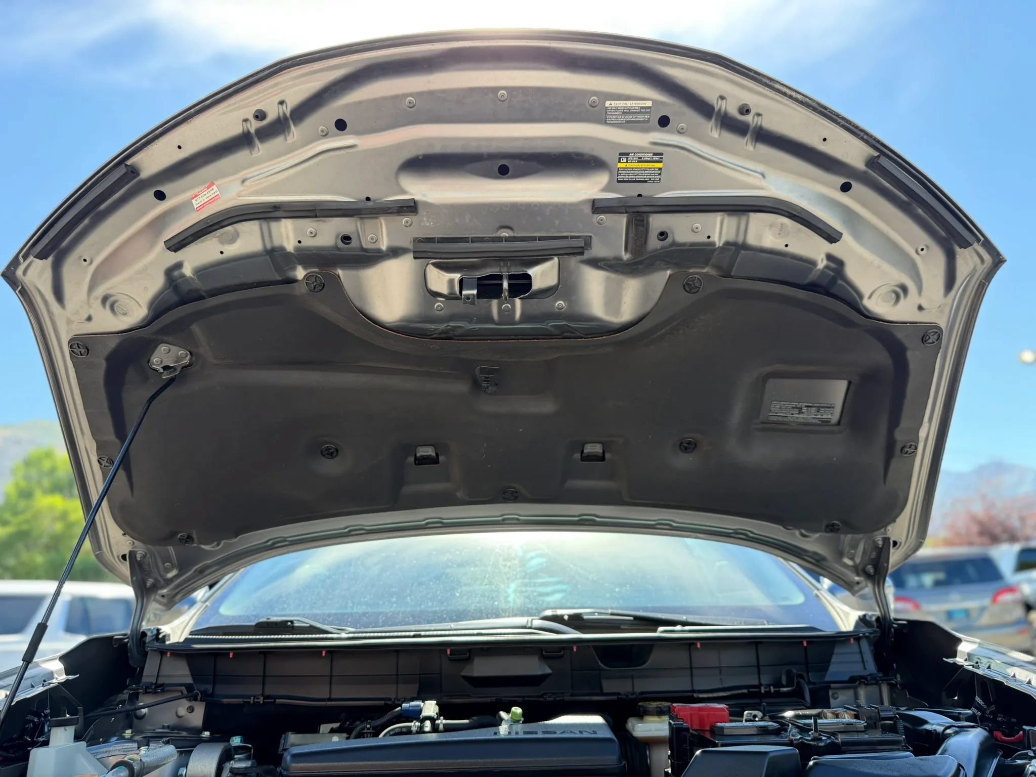 Used 2017 Nissan Rogue SV AWD/4WD image 3