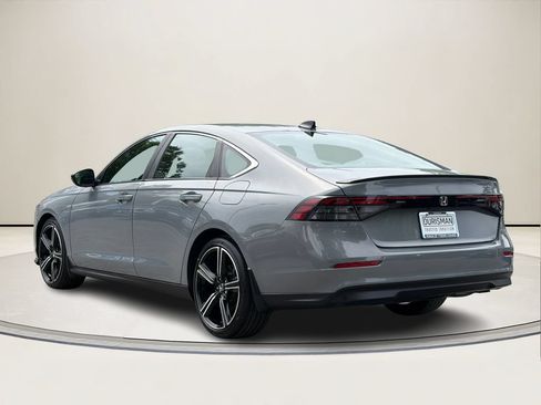 Used 2023 Honda Accord Sport image 3