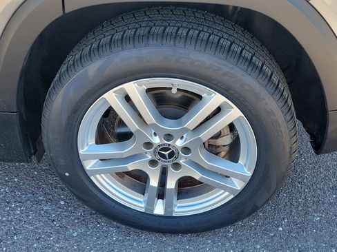 Certified 2021 Mercedes-Benz GLB 250 4MATIC image 5