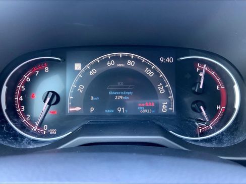 Used 2024 Toyota RAV4 LE FWD image 25