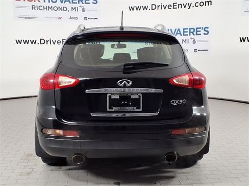 Used 2015 INFINITI QX50 image 6
