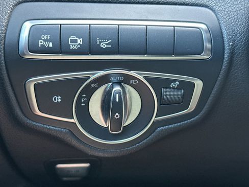 Used 2018 Mercedes-Benz GLC 43 AMG 4MATIC image 30