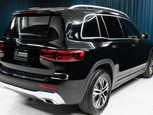 Used 2026 Mercedes-Benz GLB 250 image 5