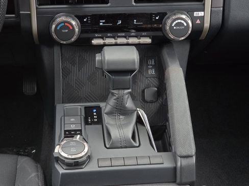 New 2026 Toyota Tacoma SR5 AWD/4WD image 22