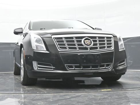 Used 2014 Cadillac XTS Luxury w/ Driver Awareness Package FWD image 41
