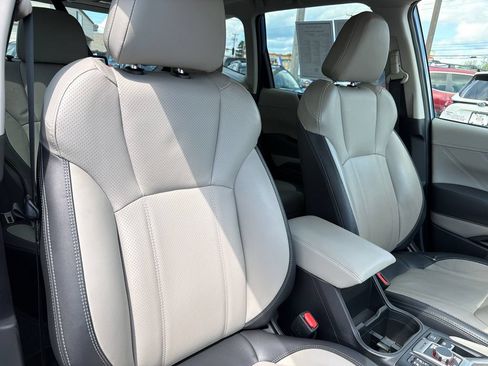Used 2022 Subaru Forester Limited AWD/4WD image 38