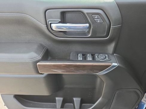 Used 2022 Chevrolet Silverado 1500 RST w/ LPO, Blackout Package RWD image 26