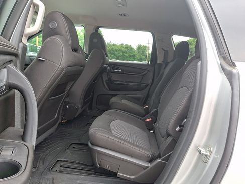 Used 2017 Chevrolet Traverse LT AWD/4WD image 10