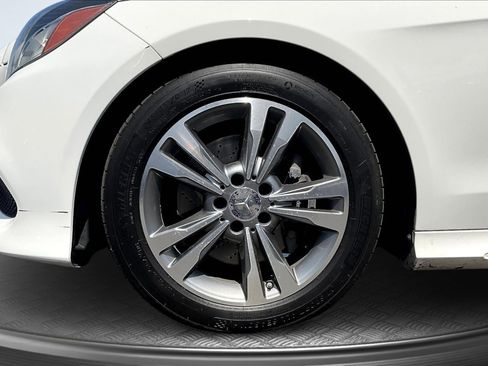 Used 2015 Mercedes-Benz E 350 4MATIC Wagon w/ Premium 1 Package image 9