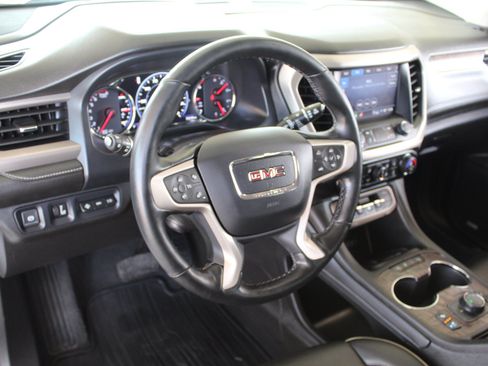 Used 2023 GMC Acadia Denali w/ Denali Technology Package AWD/4WD image 32