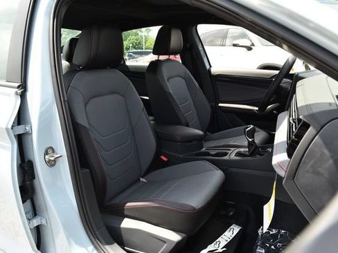 New 2026 Volkswagen Jetta GLI Autobahn FWD image 21