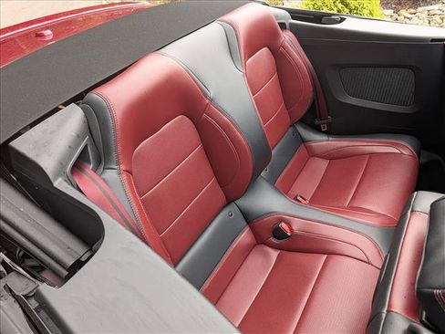 Used 2025 Ford Mustang GT Premium RWD image 24