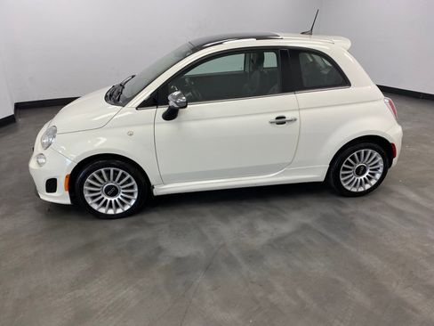 Used 2018 FIAT 500 Lounge image 3