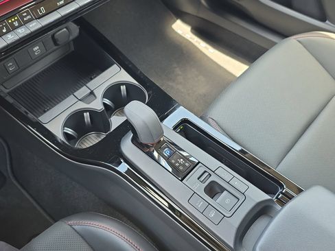 New 2026 Toyota Prius Plug-In Hybrid FWD image 21
