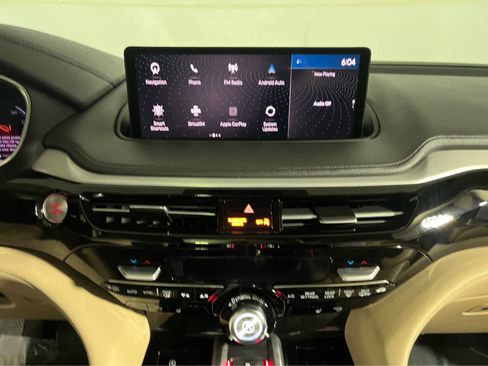 Used 2023 Acura MDX w/ Technology Package AWD/4WD image 12