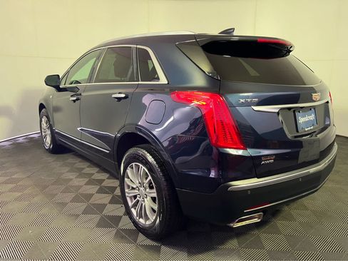 Used 2017 Cadillac XT5 Luxury w/ Driver Awareness Package AWD/4WD image 5