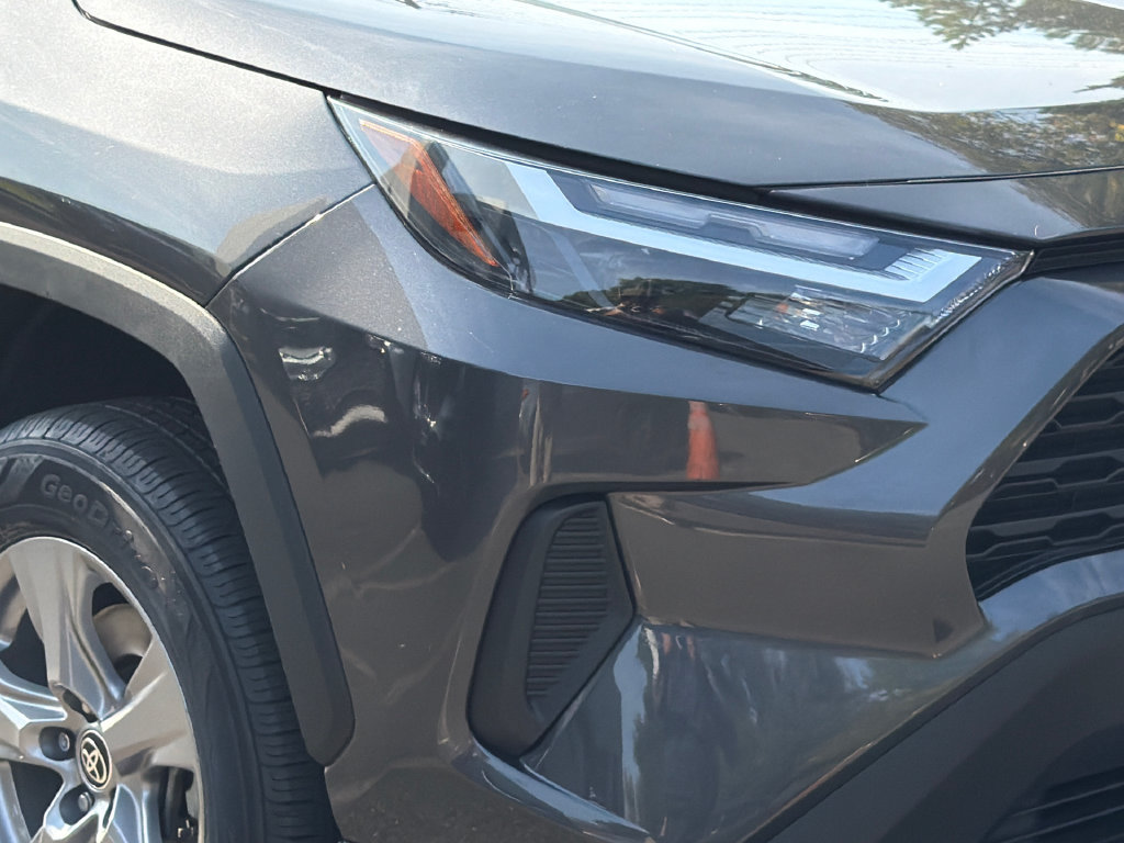 Used 2024 Toyota RAV4 LE AWD/4WD image 9