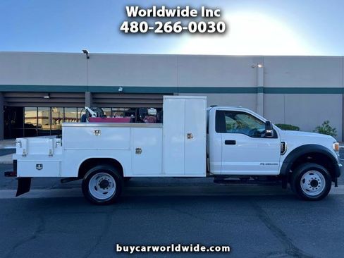 Used 2020 Ford F550 2WD Regular Cab Super Duty image 1