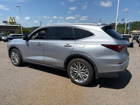 Used 2022 Acura MDX SH-AWD w/ Advance Package image 4