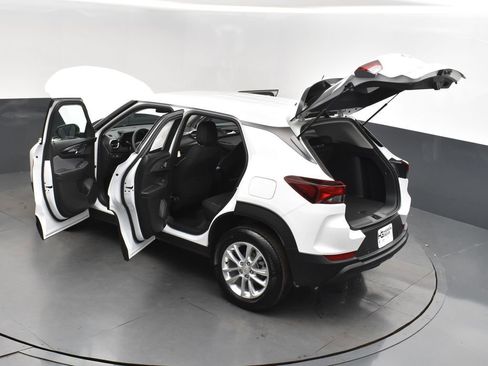 New 2025 Chevrolet TrailBlazer LS w/ LS Convenience Package image 46