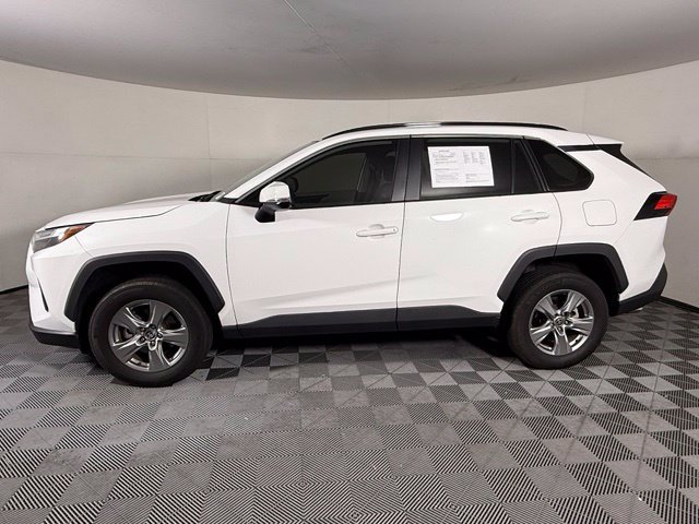 Used 2023 Toyota RAV4 XLE w/ Convenience Package FWD image 3