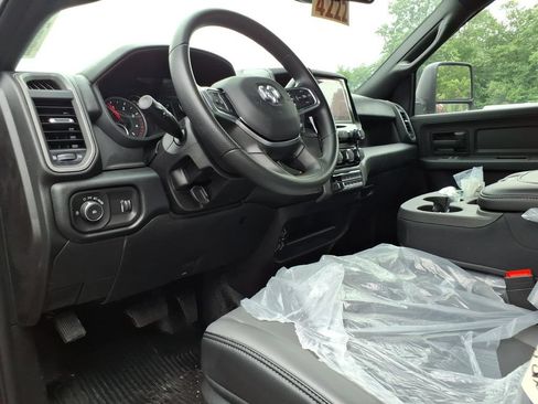 New 2026 RAM 5500 Tradesman w/ Chrome Appearance Group AWD/4WD image 11