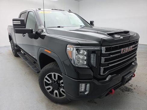 Used 2020 GMC Sierra 2500 AT4 w/ AT4 Premium Package image 2