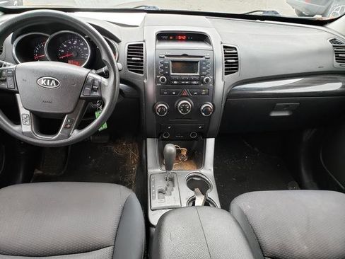 Used 2012 Kia Sorento LX w/ Convenience Pkg image 15