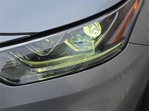 Used 2022 Toyota Highlander Platinum image 34