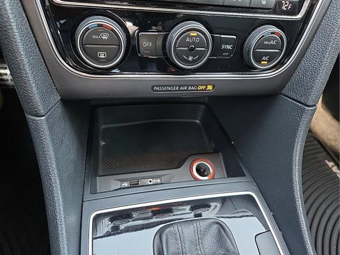 Used 2017 Volkswagen Passat 1.8T R-Line FWD image 17