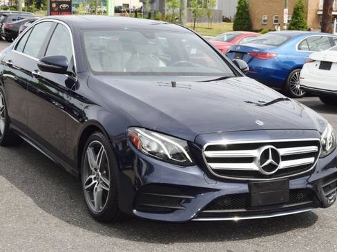 Used 2019 Mercedes-Benz E 450 4MATIC Sedan w/ Premium Package image 11