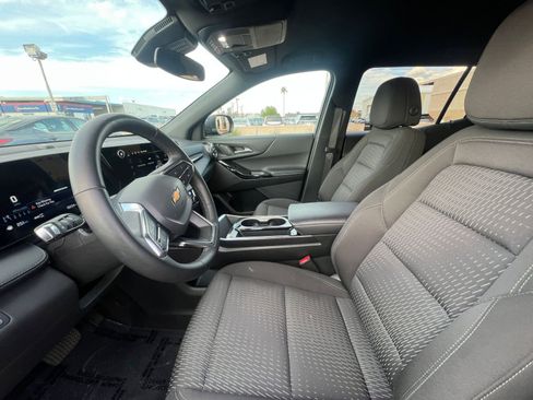 Used 2025 Chevrolet Equinox LT image 27