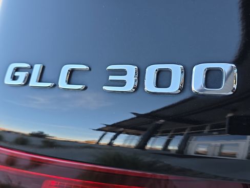 Certified 2021 Mercedes-Benz GLC 300 4MATIC image 30