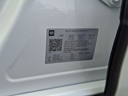 Used 2023 Buick Enclave Avenir w/ Avenir Technology Package AWD/4WD image 28