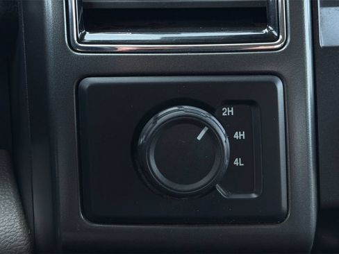 Used 2022 Ford F250 XLT AWD/4WD image 17