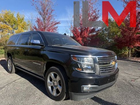Used 2020 Chevrolet Suburban Premier image 1