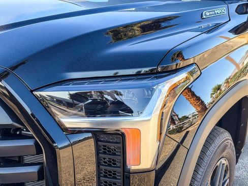 New 2026 Toyota Tundra Limited AWD/4WD image 9