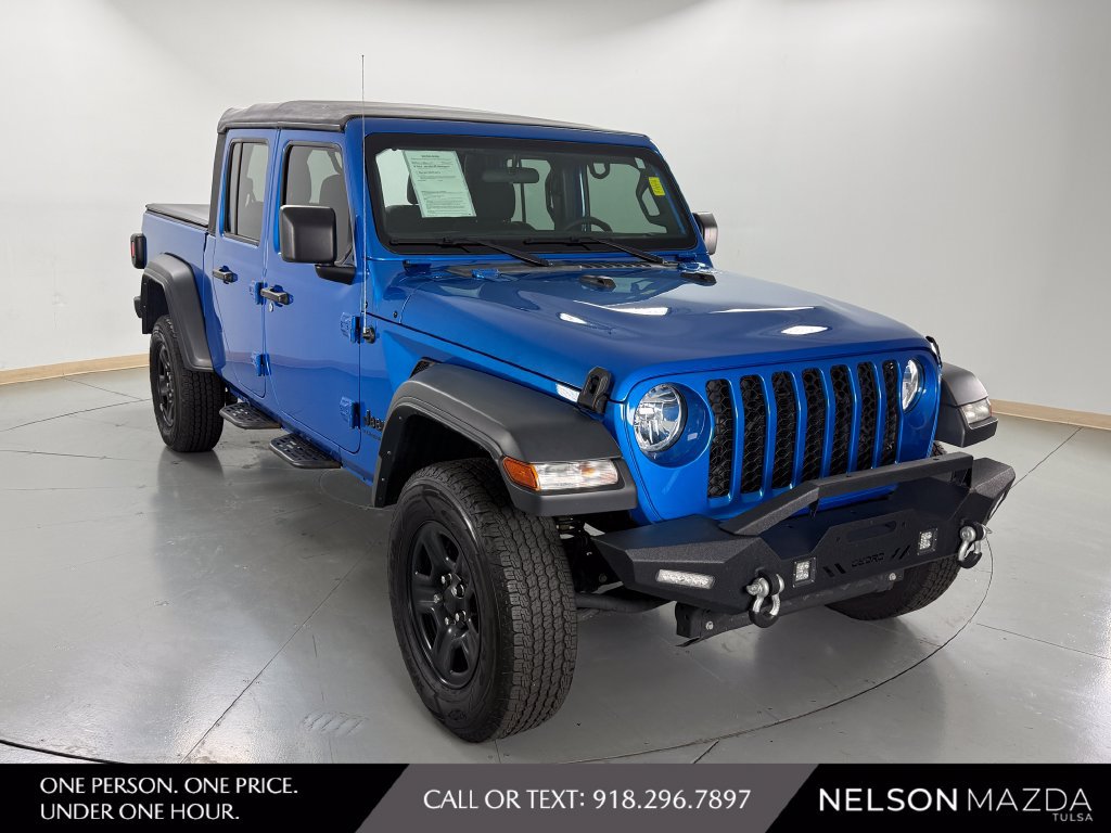 Used 2023 Jeep Gladiator Sport AWD/4WD image 4