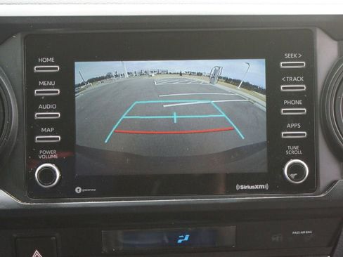 Used 2023 Toyota Tacoma SR image 7